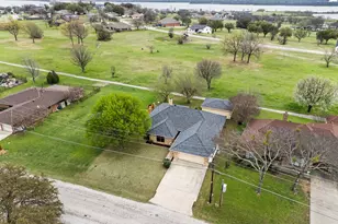 139 Runaway Bay Dr, Runaway Bay, TX 76426 - Photo 30