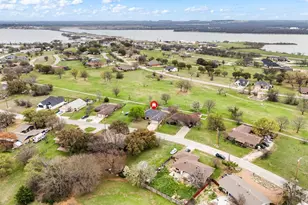 139 Runaway Bay Dr, Runaway Bay, TX 76426 - Photo 34