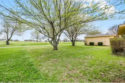 139 Runaway Bay Drive, Runaway Bay, TX 76426 - Photo 24
