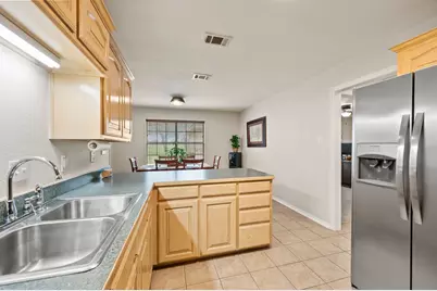 139 Runaway Bay Drive, Runaway Bay, TX 76426 - Photo 10