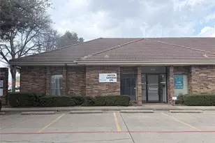 2313 Roosevelt Dr, Dalworthington Gardens, TX 76016 - Photo 1