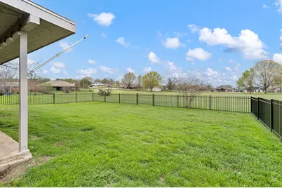 240 Half Moon Way, Runaway Bay, TX 76426 - Photo 24