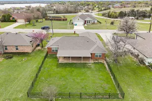 240 Half Moon Way, Runaway Bay, TX 76426 - Photo 26