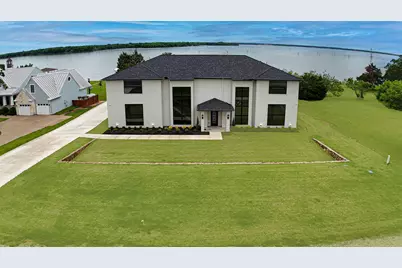 733 El Barco, Corsicana, TX 75109 - Photo 1