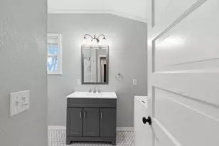 400 N Pecan St, Hico, TX 76457 - Photo 10