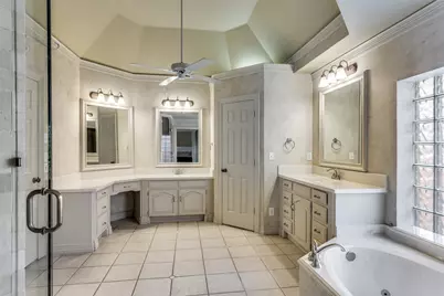 910 Saddlebrook Drive, Colleyville, TX 76034 - Photo 16