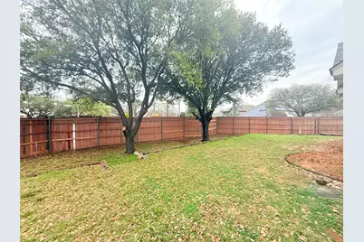 2201 Greendale Court, Bedford, TX 76022 - Photo 32