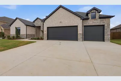 709 Allison Drive, Van Alstyne, TX 75495 - Photo 1