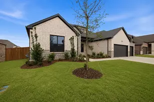 709 Allison Dr, Van Alstyne, TX 75495 - Photo 2
