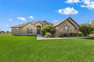 282 Heather Ln, Decatur, TX 76234 - Photo 4