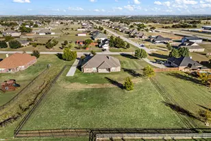 282 Heather Ln, Decatur, TX 76234 - Photo 30