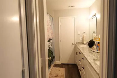 7137 Hunnicut Road, Dallas, TX 75227 - Photo 10
