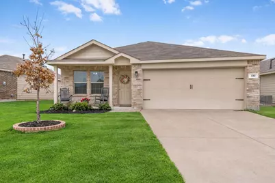 452 Falling Star Drive, Fort Worth, TX 76052 - Photo 1