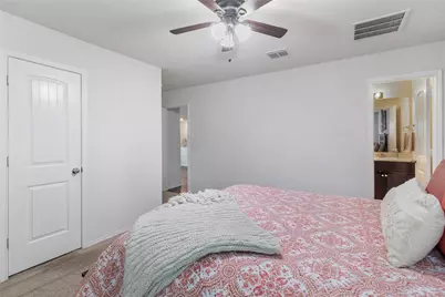 452 Falling Star Drive, Fort Worth, TX 76052 - Photo 12