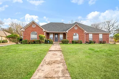 3650 Brownwood Drive, Paris, TX 75462 - Photo 1