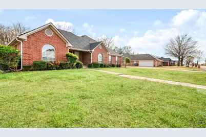 3650 Brownwood Drive, Paris, TX 75462 - Photo 28