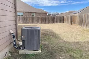 2417 Fall Leaf Ct, Denton, TX 76209 - Photo 6