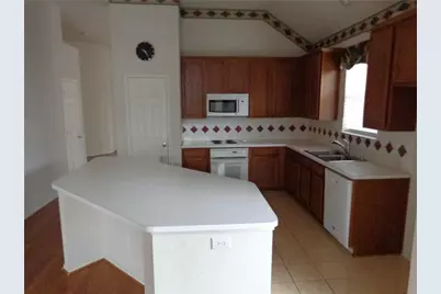 2027 Wimbledon Drive, Allen, TX 75013 - Photo 2