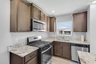 523 Bennie Leonard St, Venus, TX 76084 - Photo 16