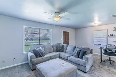 619 Dejay Street, Fairfield, TX 75840 - Photo 2