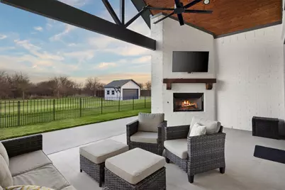 520 Fox Hill Court, Waxahachie, TX 75167 - Photo 32