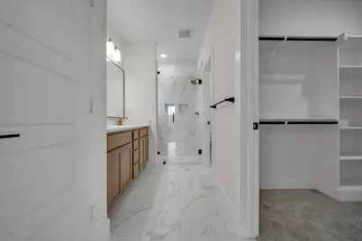 1032 Holcomb Road, Dallas, TX 75217 - Photo 10