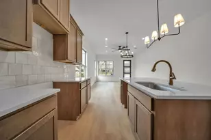 1032 Holcomb Rd, Dallas, TX 75217 - Photo 6