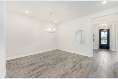 200 Rosewood Drive, Glenn Heights, TX 75154 - Photo 10