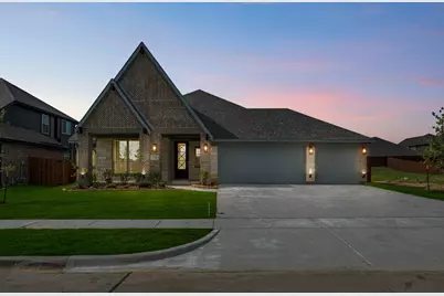 200 Rosewood Drive, Glenn Heights, TX 75154 - Photo 2