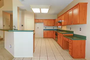 2724 Hereford Rd, Denton, TX 76210 - Photo 14