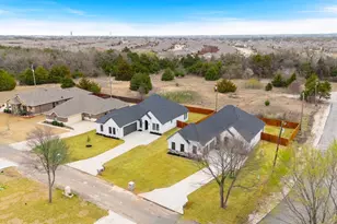 598 E Woodell Dr, Glenn Heights, TX 75154 - Photo 36