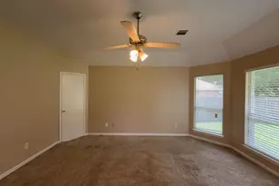 317 Oak Meadow Ln, Cedar Hill, TX 75104 - Photo 14