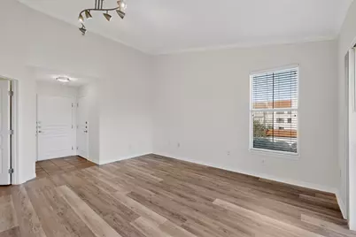 330 Las Colinas Boulevard E #418, Irving, TX 75039 - Photo 2