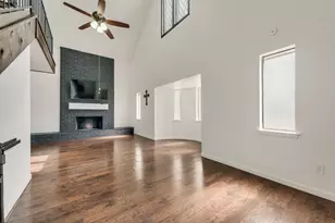 2225 Park Hill Dr, Arlington, TX 76012 - Photo 6