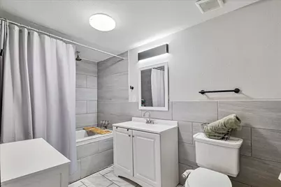 25 W Parnell Street, Denison, TX 75020 - Photo 12