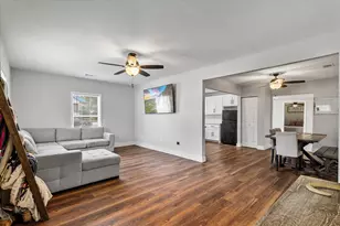 25 W Parnell St, Denison, TX 75020 - Photo 4