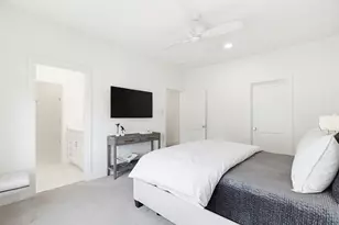 9562 Lakemont Dr, Dallas, TX 75220 - Photo 32