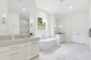 9562 Lakemont Dr, Dallas, TX 75220 - Photo 16