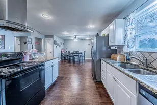 504 Lynda Ln, Arlington, TX 76010 - Photo 8