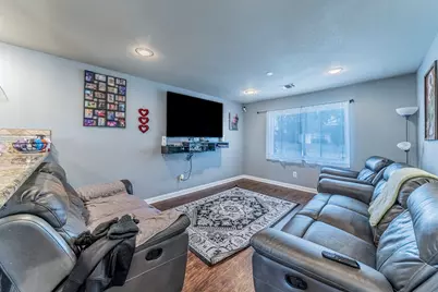 504 Lynda Lane, Arlington, TX 76010 - Photo 2