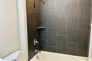 3615 Hathaway Ct, Irving, TX 75062 - Photo 12