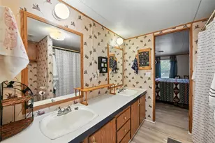 1933 Carter Rd, Springtown, TX 76082 - Photo 20