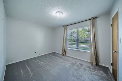 1300 Austin Street, Bowie, TX 76230 - Photo 14
