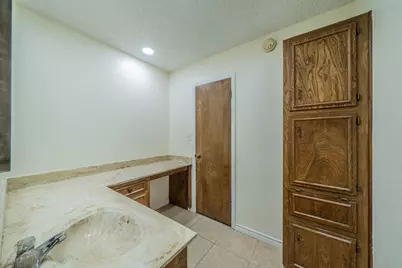 1300 Austin Street, Bowie, TX 76230 - Photo 12