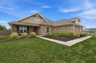 5013 Diamond Dr, Sanger, TX 76266 - Photo 2
