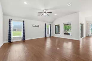 5013 Diamond Dr, Sanger, TX 76266 - Photo 10