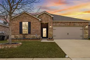 409 Mariscal Pl, Fort Worth, TX 76131 - Photo 2