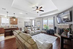409 Mariscal Pl, Fort Worth, TX 76131 - Photo 8