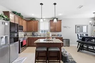 409 Mariscal Pl, Fort Worth, TX 76131 - Photo 6