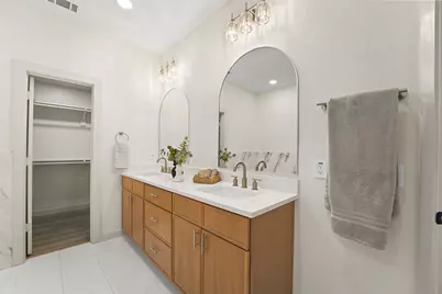 1110 Wake Forest Drive, Lewisville, TX 75077 - Photo 22